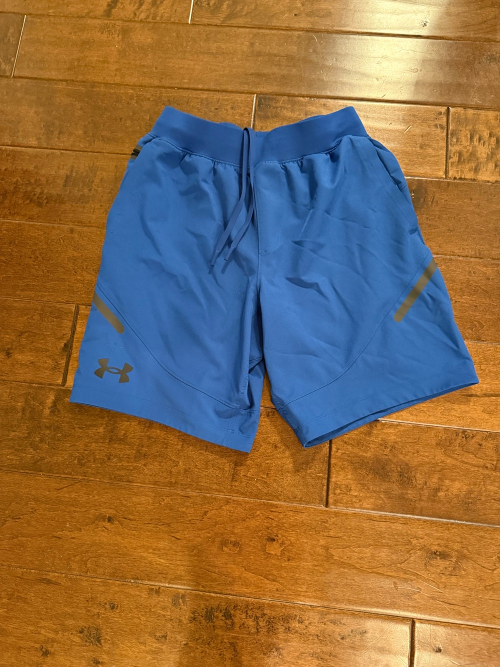 Under Armour Royal Blue Men's Shorts Size Medium